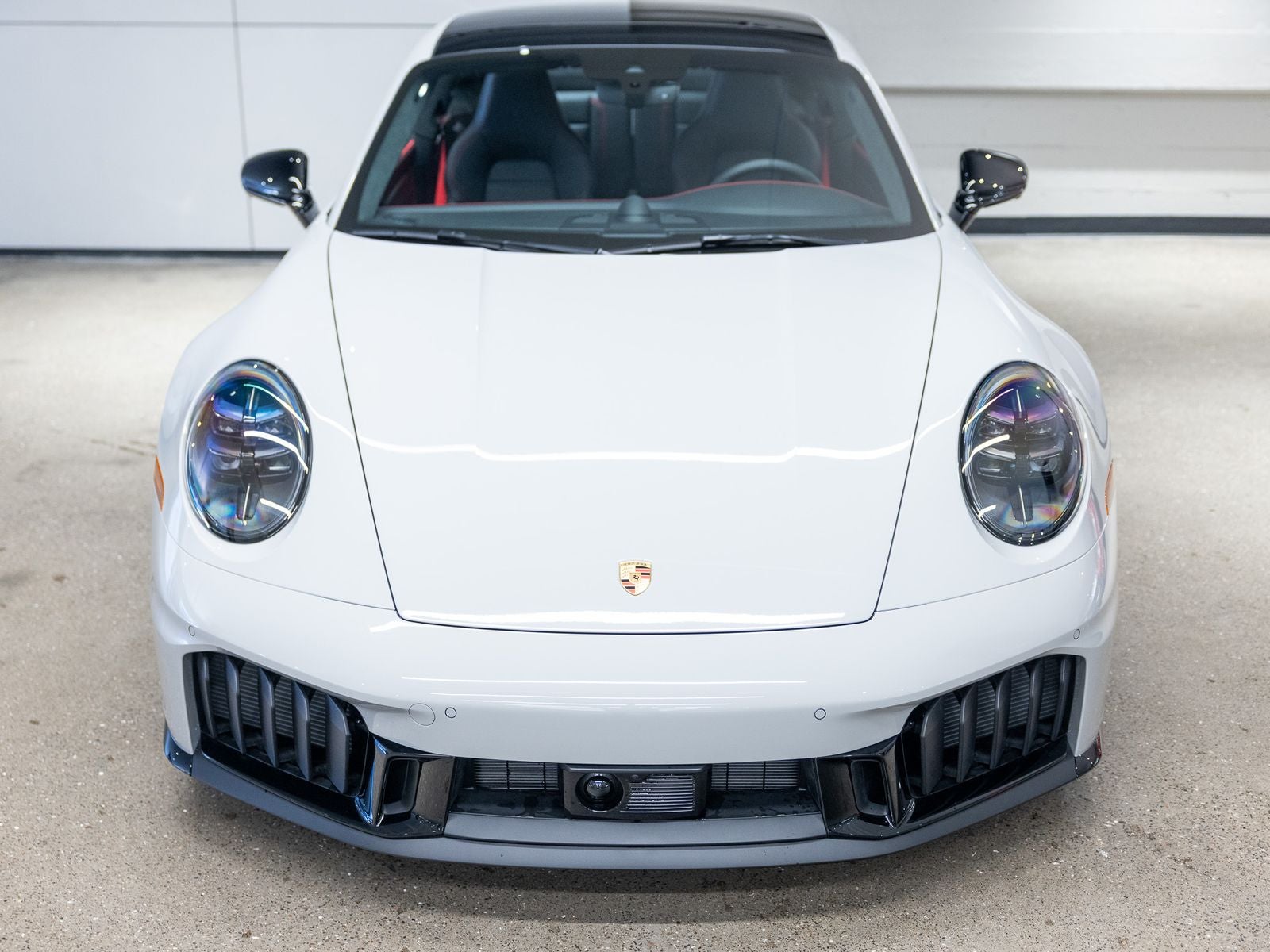 2026 Porsche 911 Carrera 4 GTS