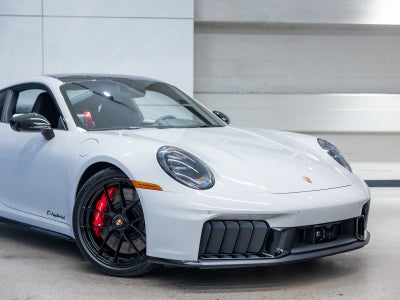 2026 Porsche 911 Carrera 4 GTS