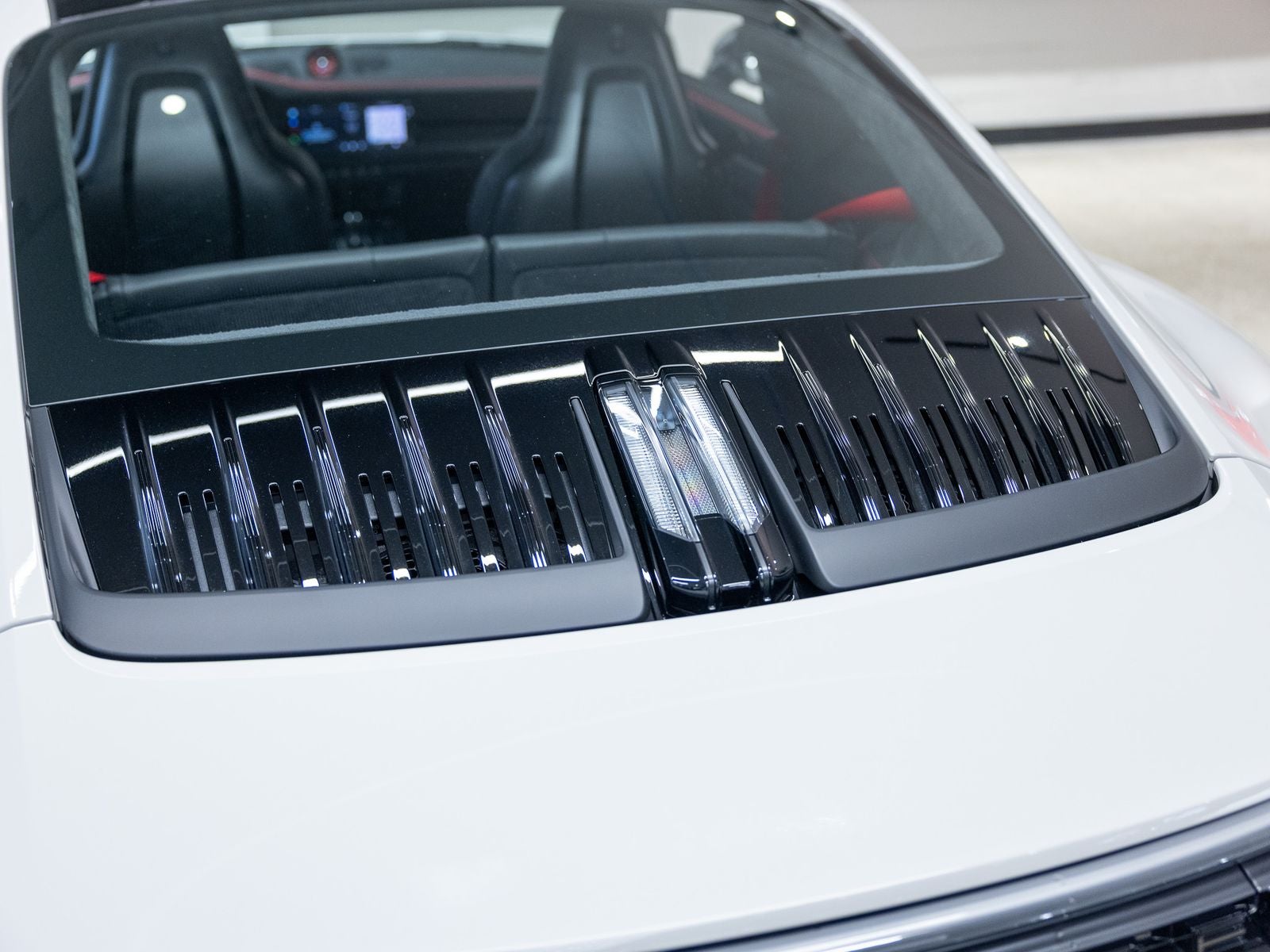 2026 Porsche 911 Carrera 4 GTS