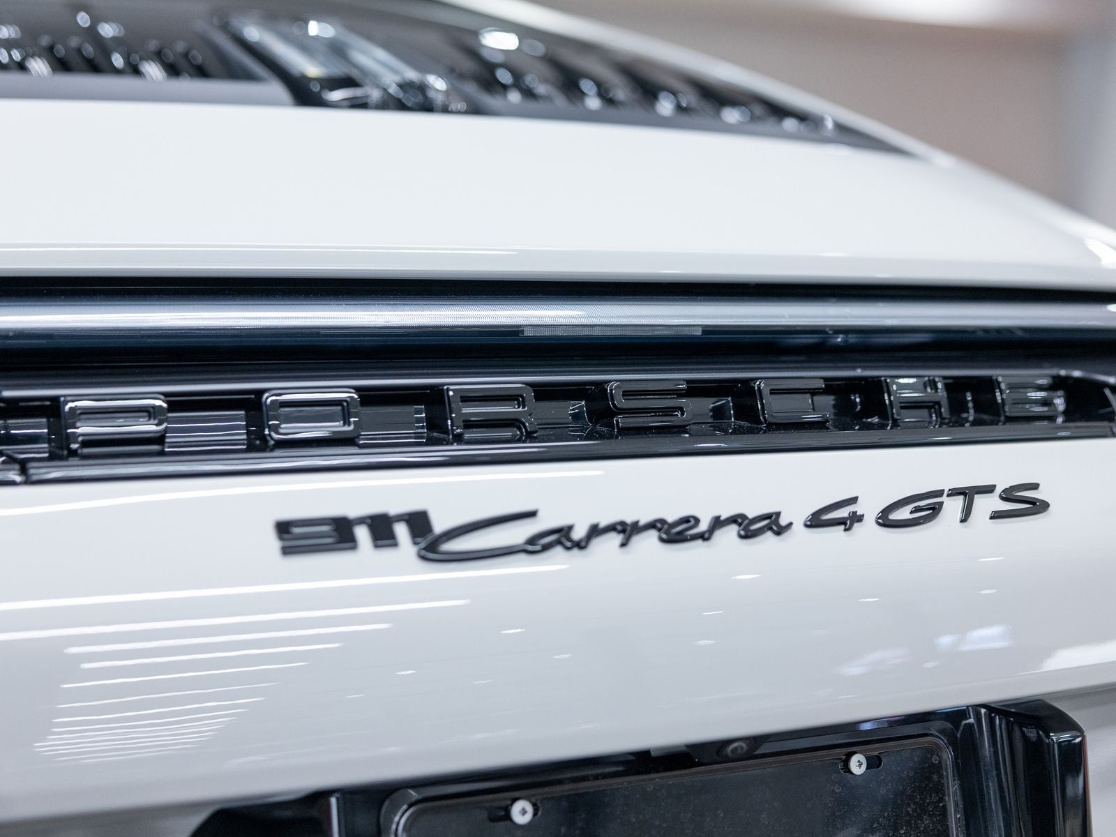 2026 Porsche 911 Carrera 4 GTS