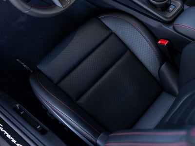 2026 Porsche 911 Carrera 4 GTS