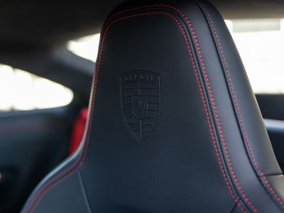 2026 Porsche 911 Carrera 4 GTS