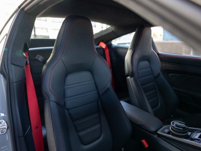 2026 Porsche 911 Carrera 4 GTS