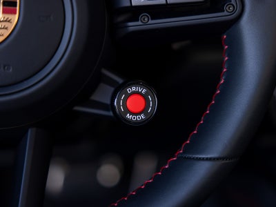 2026 Porsche 911 Carrera 4 GTS