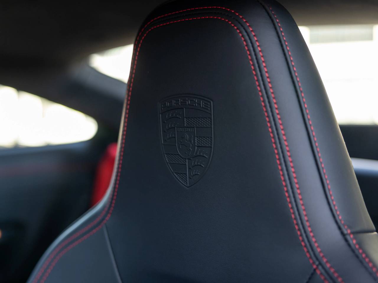 2026 Porsche 911 Carrera 4 GTS