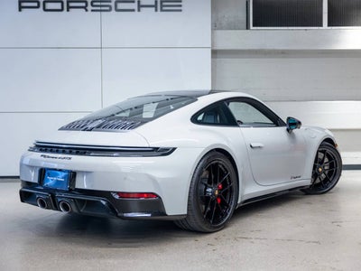 2026 Porsche 911 Carrera 4 GTS