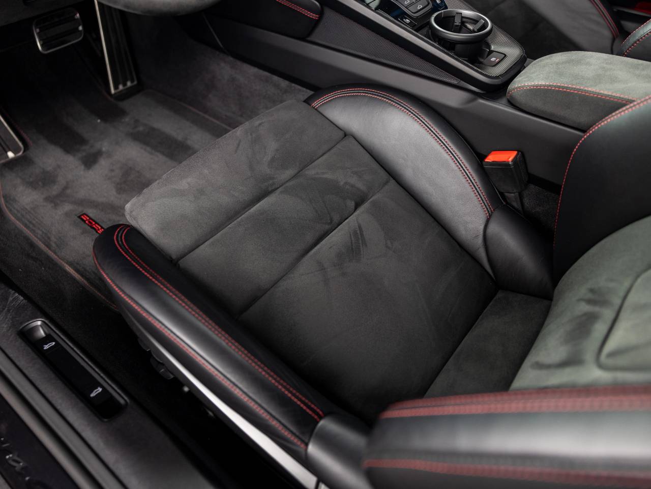 2024 Porsche 911 Carrera GTS