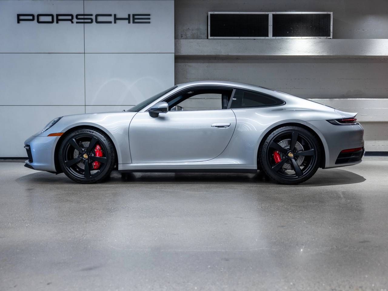 2024 Porsche 911 Carrera 4S