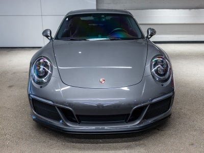 2018 Porsche 911 Carrera GTS
