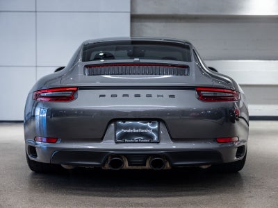 2018 Porsche 911 Carrera GTS