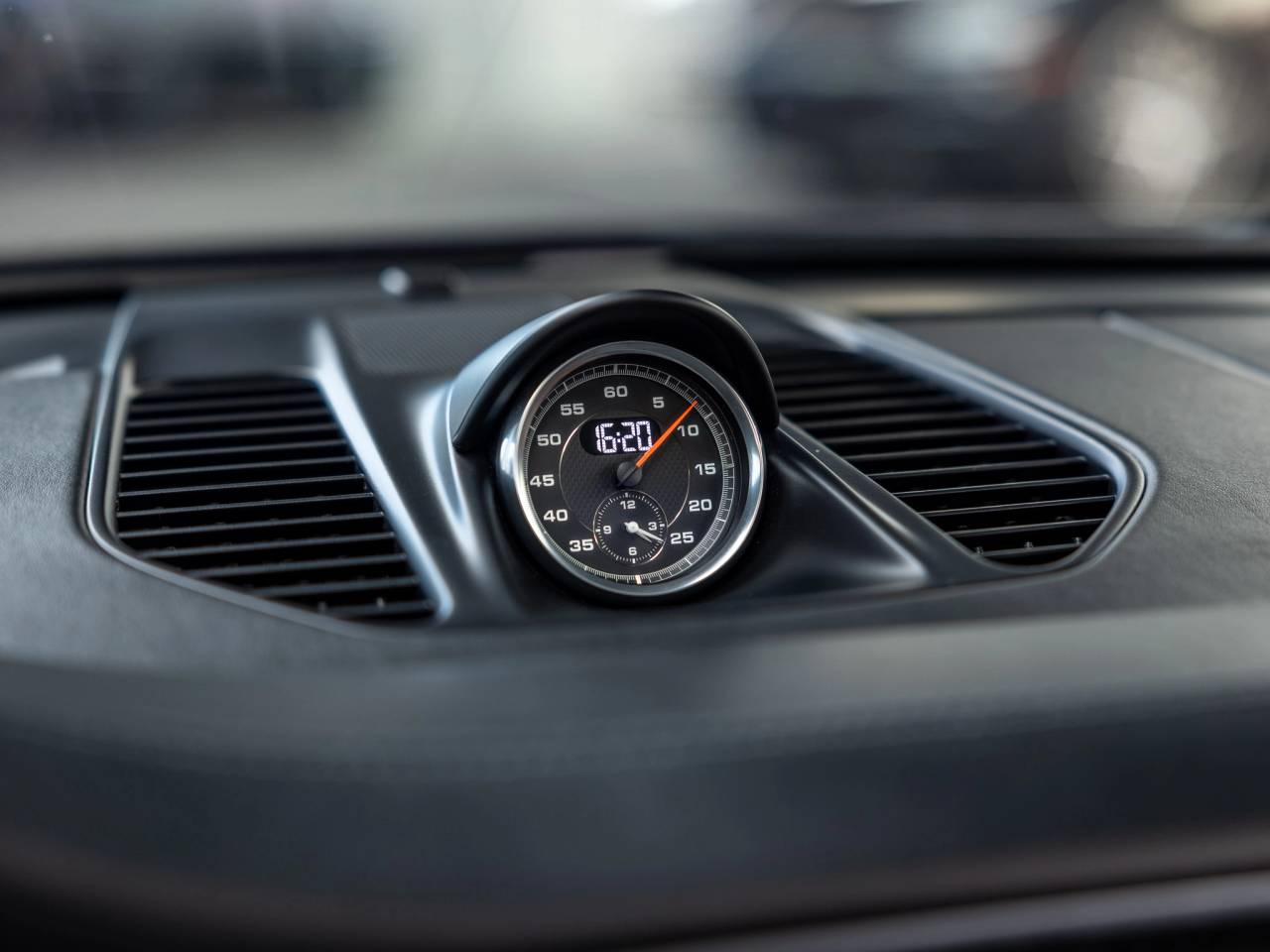 2018 Porsche 911 Carrera GTS
