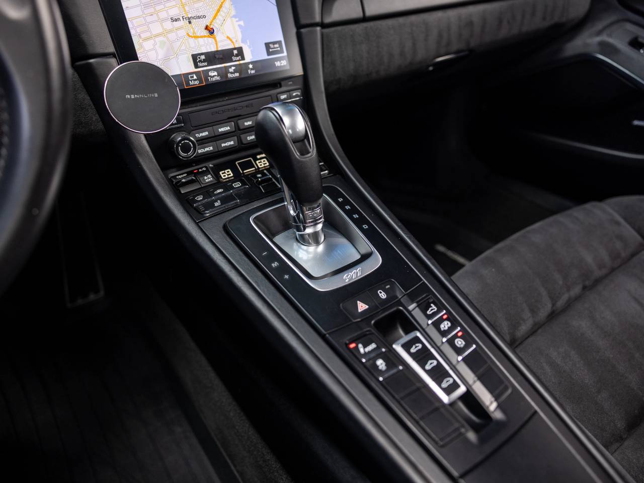 2018 Porsche 911 Carrera GTS