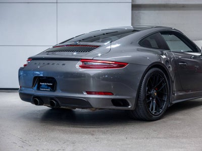 2018 Porsche 911 Carrera GTS