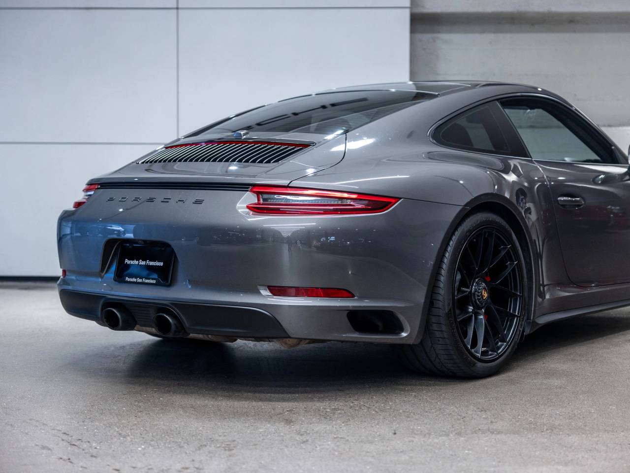2018 Porsche 911 Carrera GTS