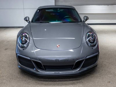 2018 Porsche 911 Carrera GTS