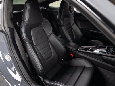2025 Porsche 911 911 Carrera 4 GTS