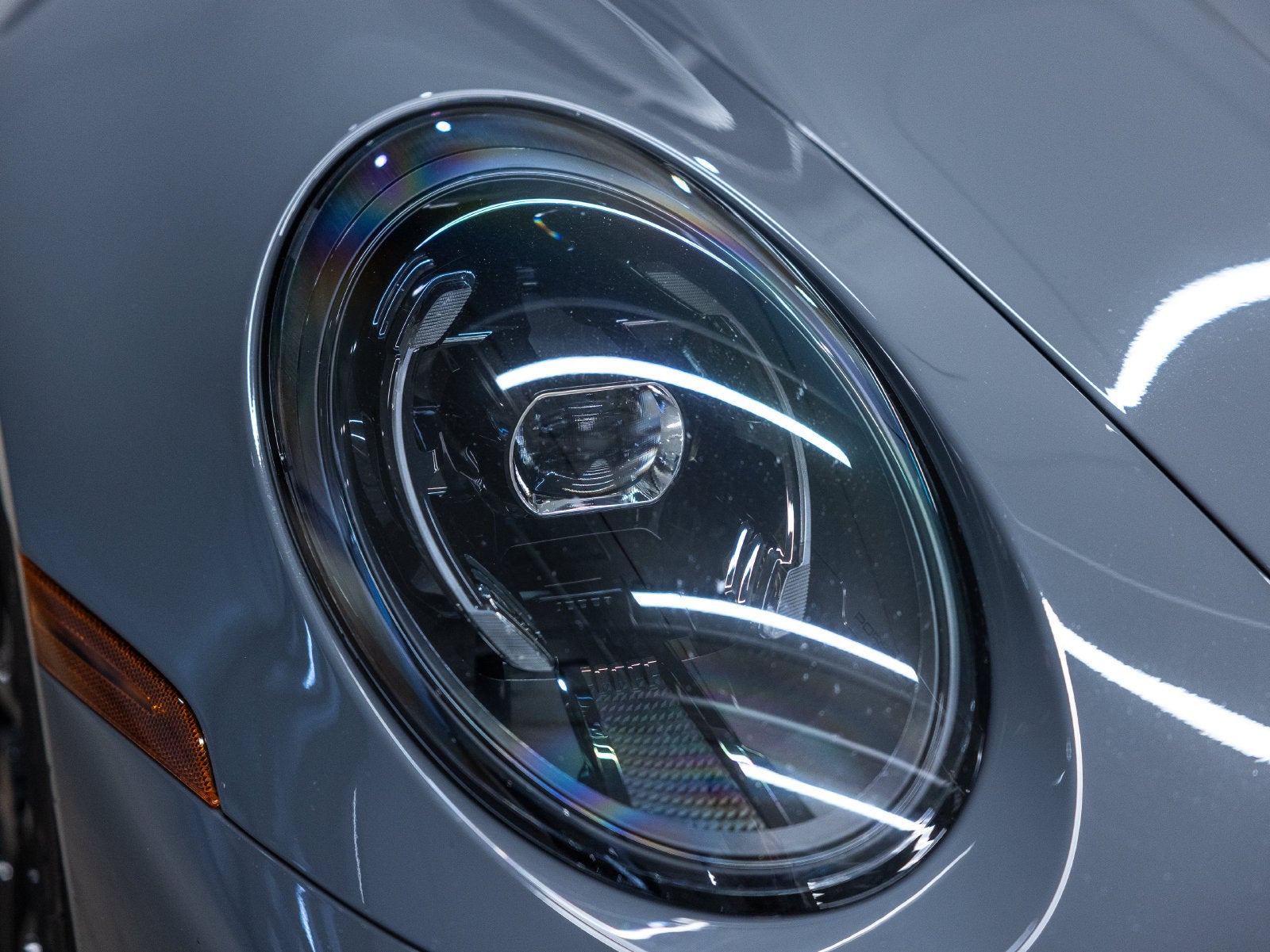 2025 Porsche 911 911 Carrera 4 GTS