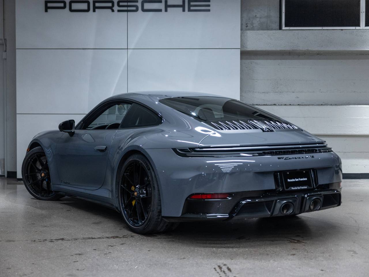2025 Porsche 911 911 Carrera 4 GTS