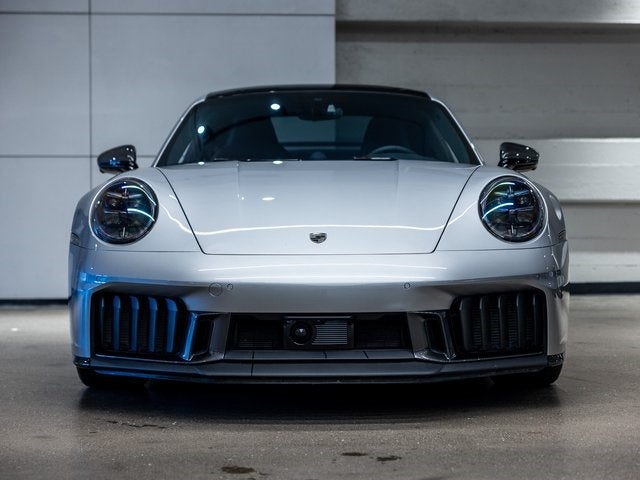 2025 Porsche 911 911 Carrera GTS