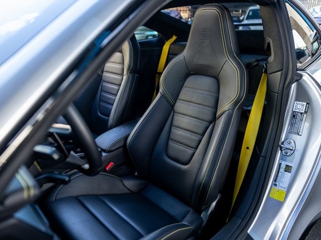 2025 Porsche 911 911 Carrera GTS