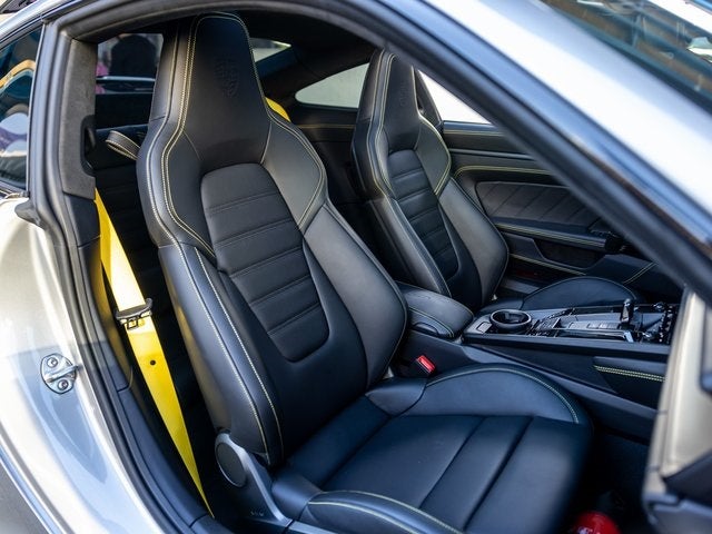 2025 Porsche 911 911 Carrera GTS