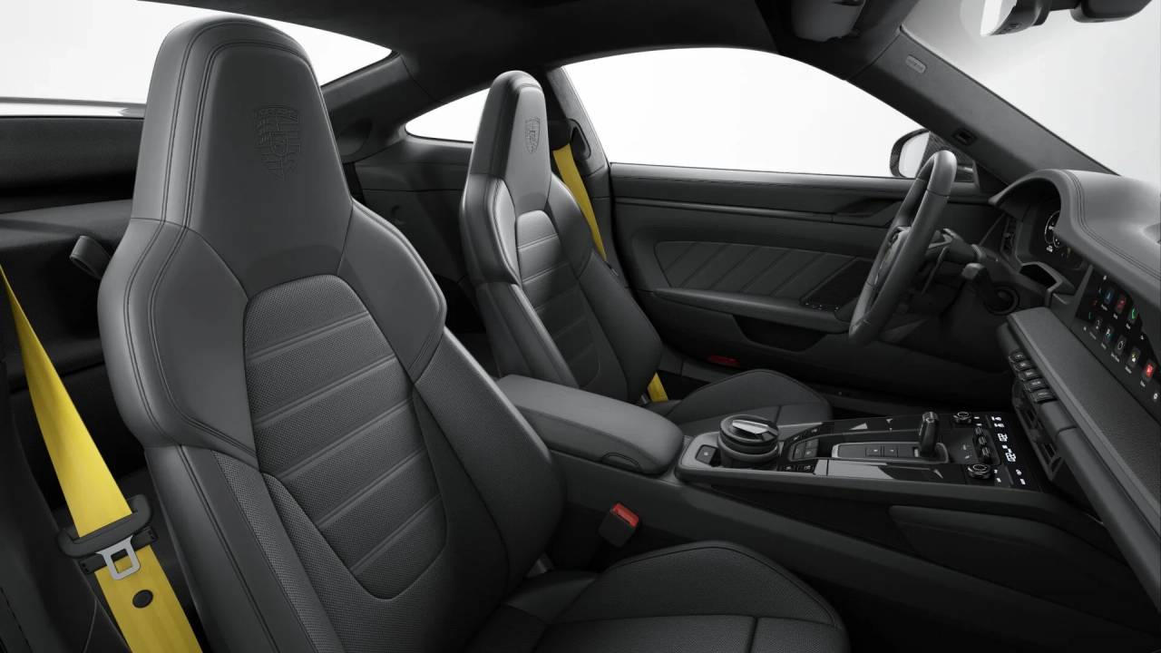 2025 Porsche 911 911 Carrera GTS