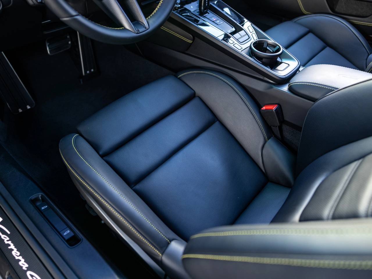 2025 Porsche 911 911 Carrera GTS