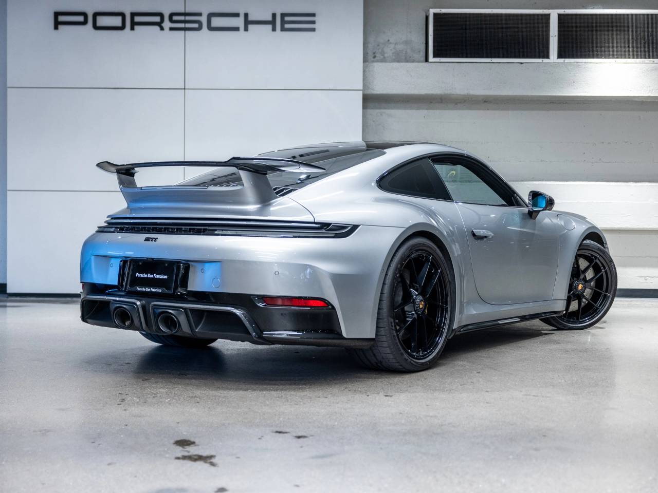 2025 Porsche 911 911 Carrera GTS