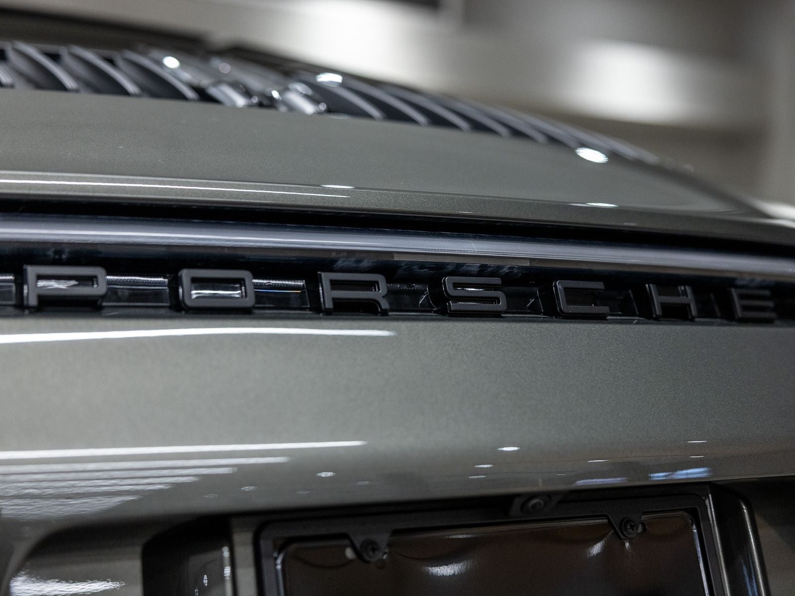 2024 Porsche 911 Carrera 4 GTS