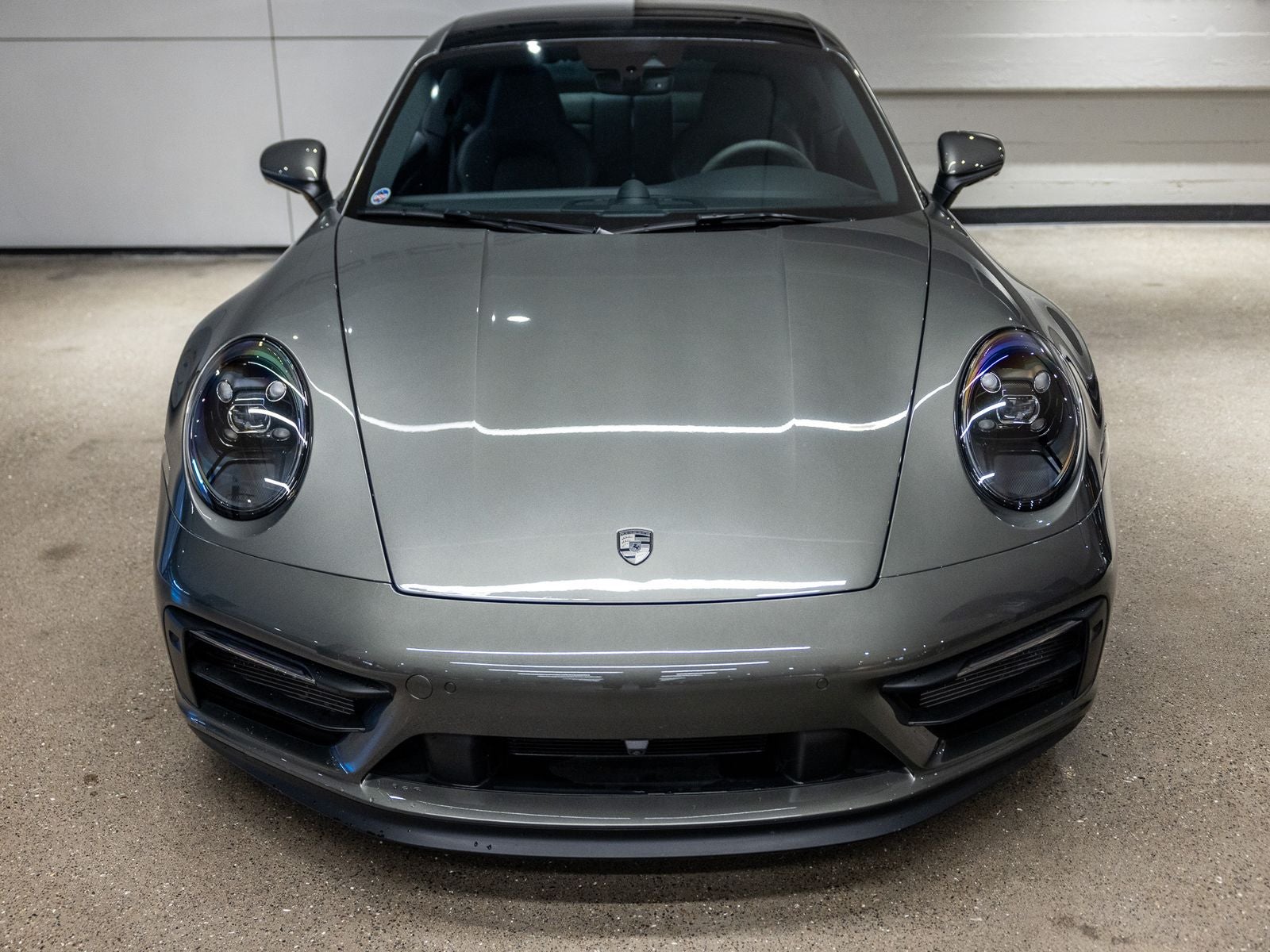 2024 Porsche 911 Carrera 4 GTS