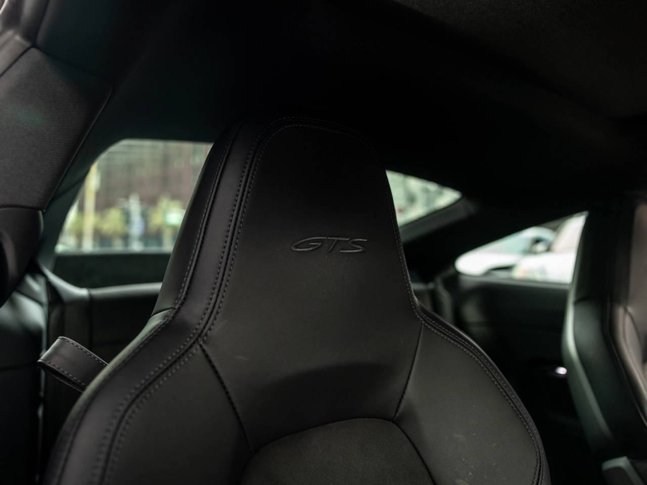 2024 Porsche 911 Carrera 4 GTS
