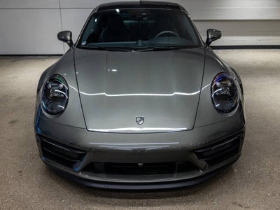 2024 Porsche 911 Carrera 4 GTS