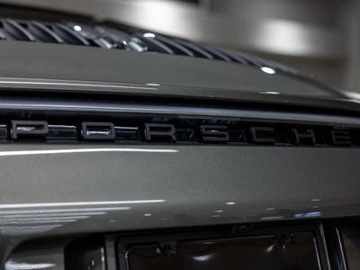 2024 Porsche 911 Carrera 4 GTS