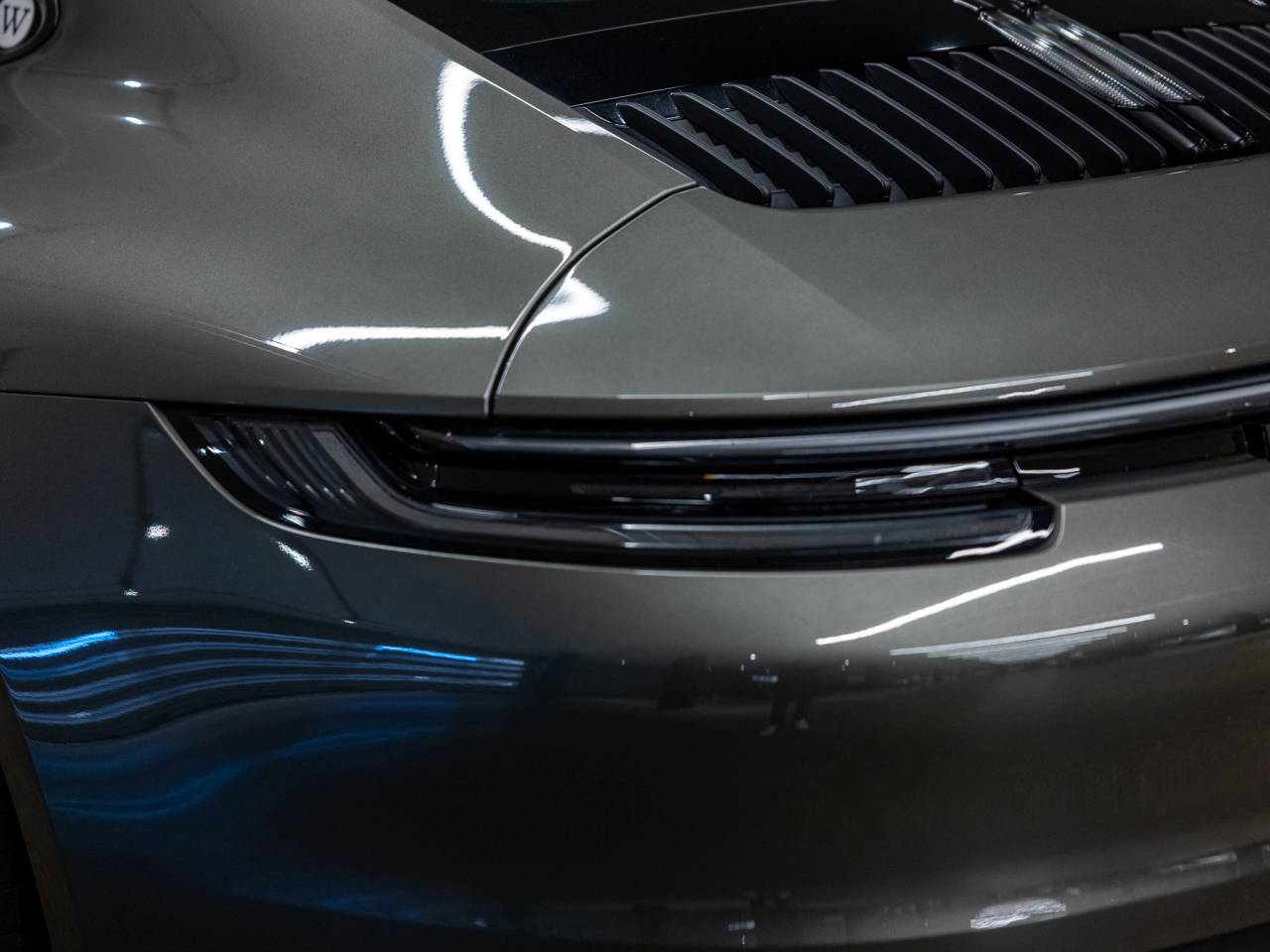 2024 Porsche 911 Carrera 4 GTS