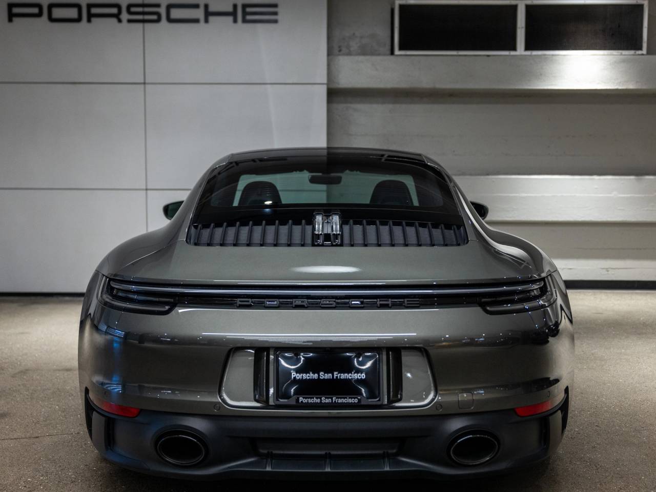 2024 Porsche 911 Carrera 4 GTS