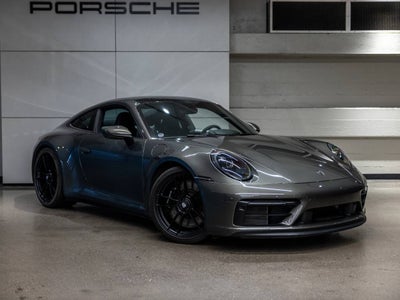 2024 Porsche 911 Carrera 4 GTS