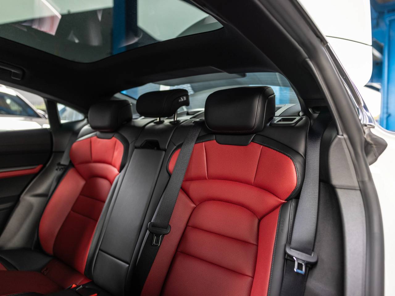 2025 Porsche Taycan Taycan 4S