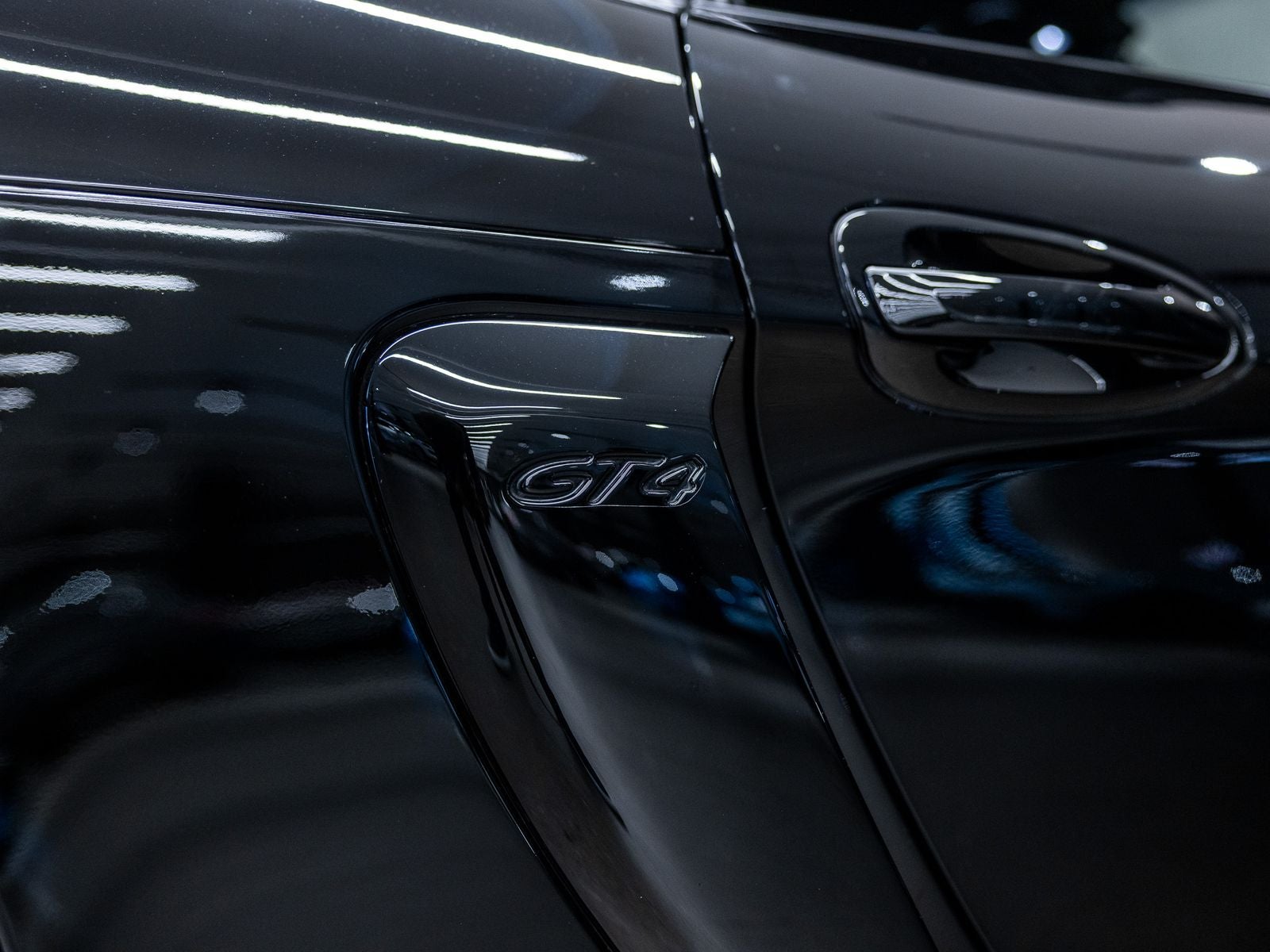 2016 Porsche 718 Cayman GT4