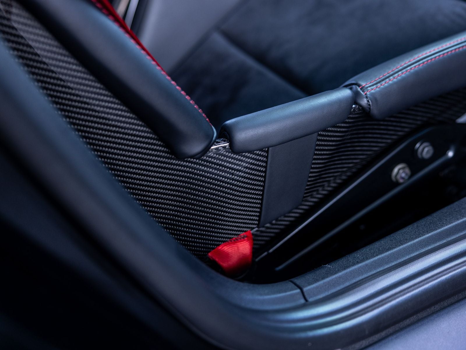 2016 Porsche 718 Cayman GT4
