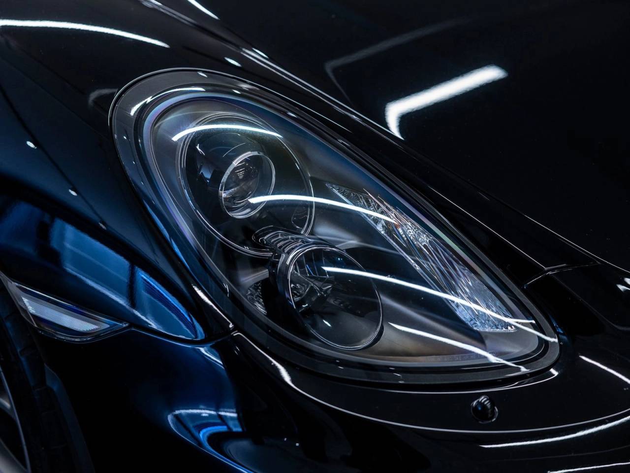 2016 Porsche 718 Cayman GT4