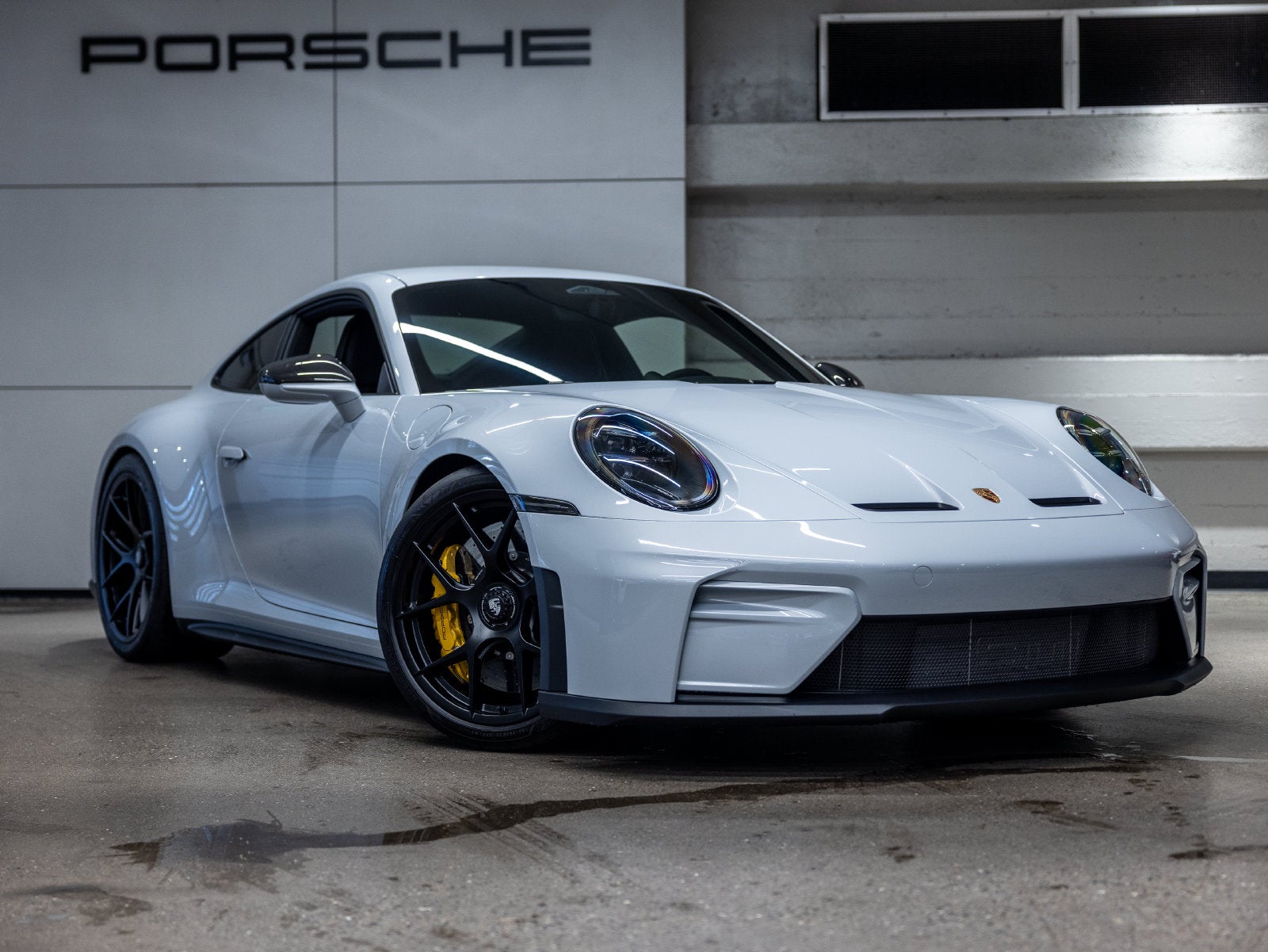 2026 Porsche 911 911 GT3 with Touring Package