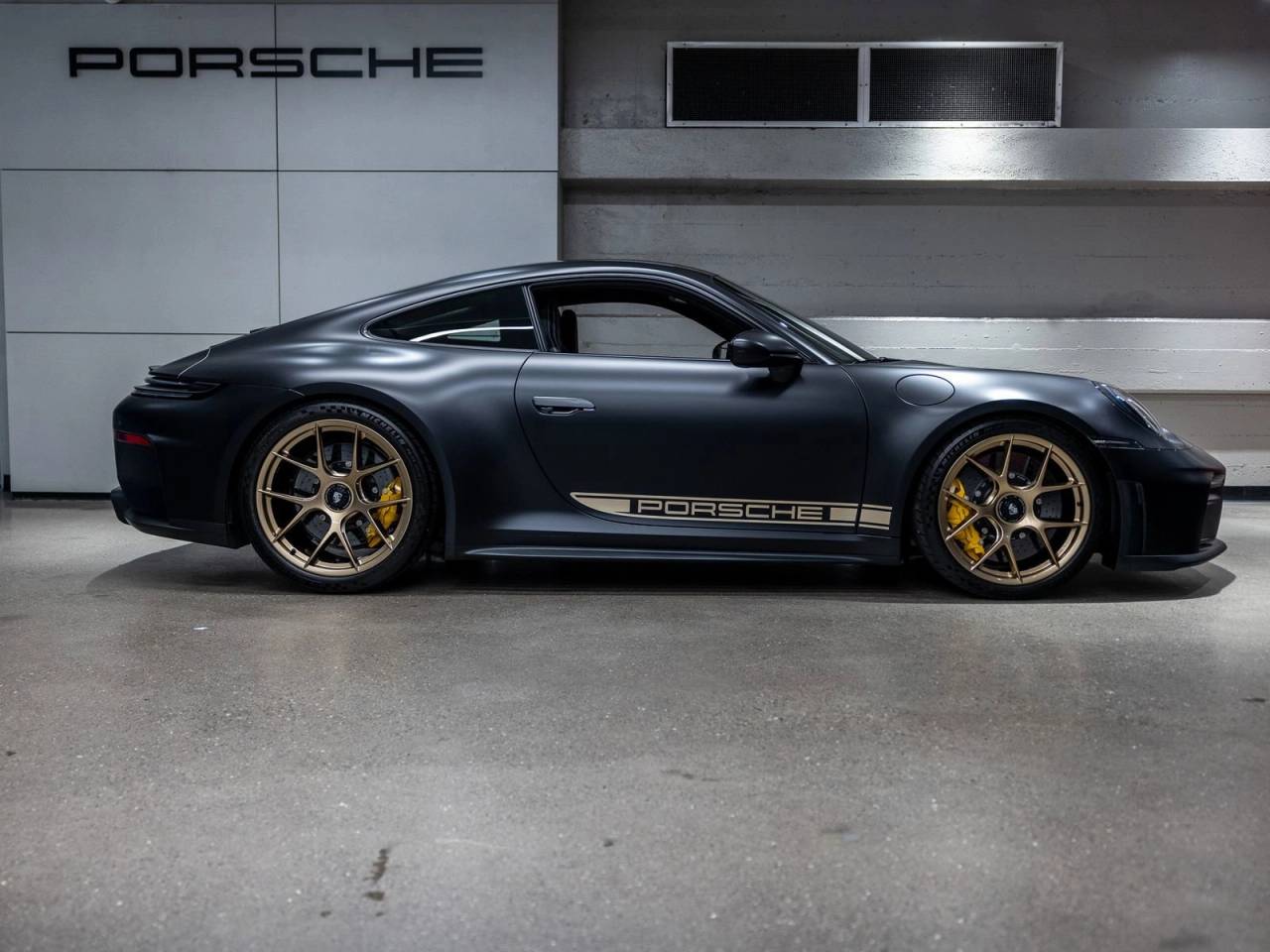 2026 Porsche 911 911 GT3 with Touring Package