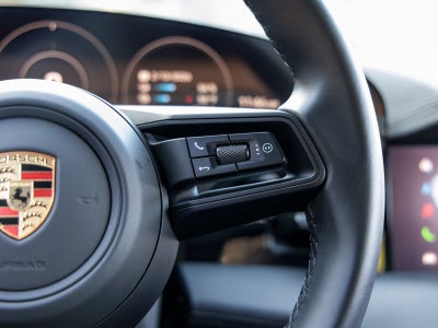 2023 Porsche Taycan Turbo