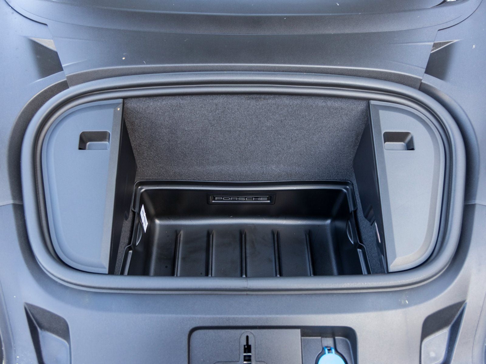 2023 Porsche Taycan Turbo