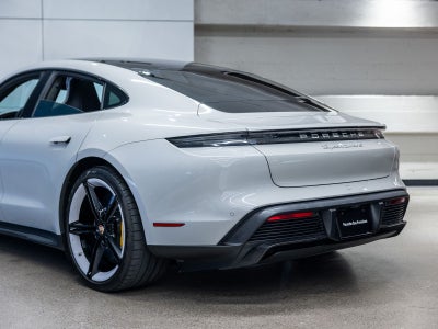 2021 Porsche Taycan Turbo S