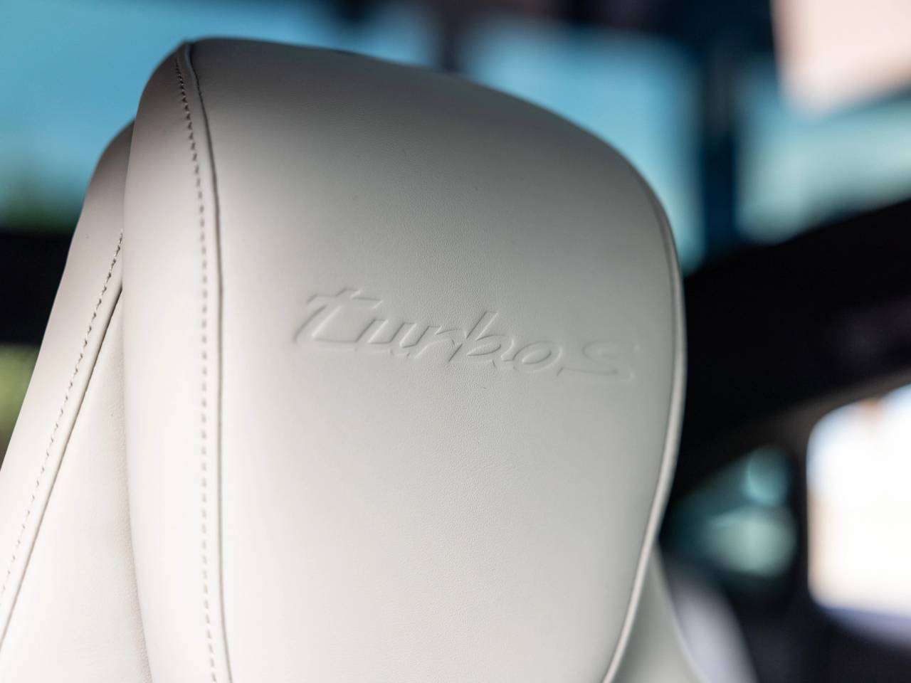 2021 Porsche Taycan Turbo S