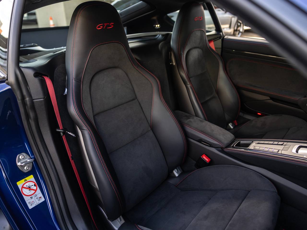 2025 Porsche 718 718 Cayman GTS 4.0