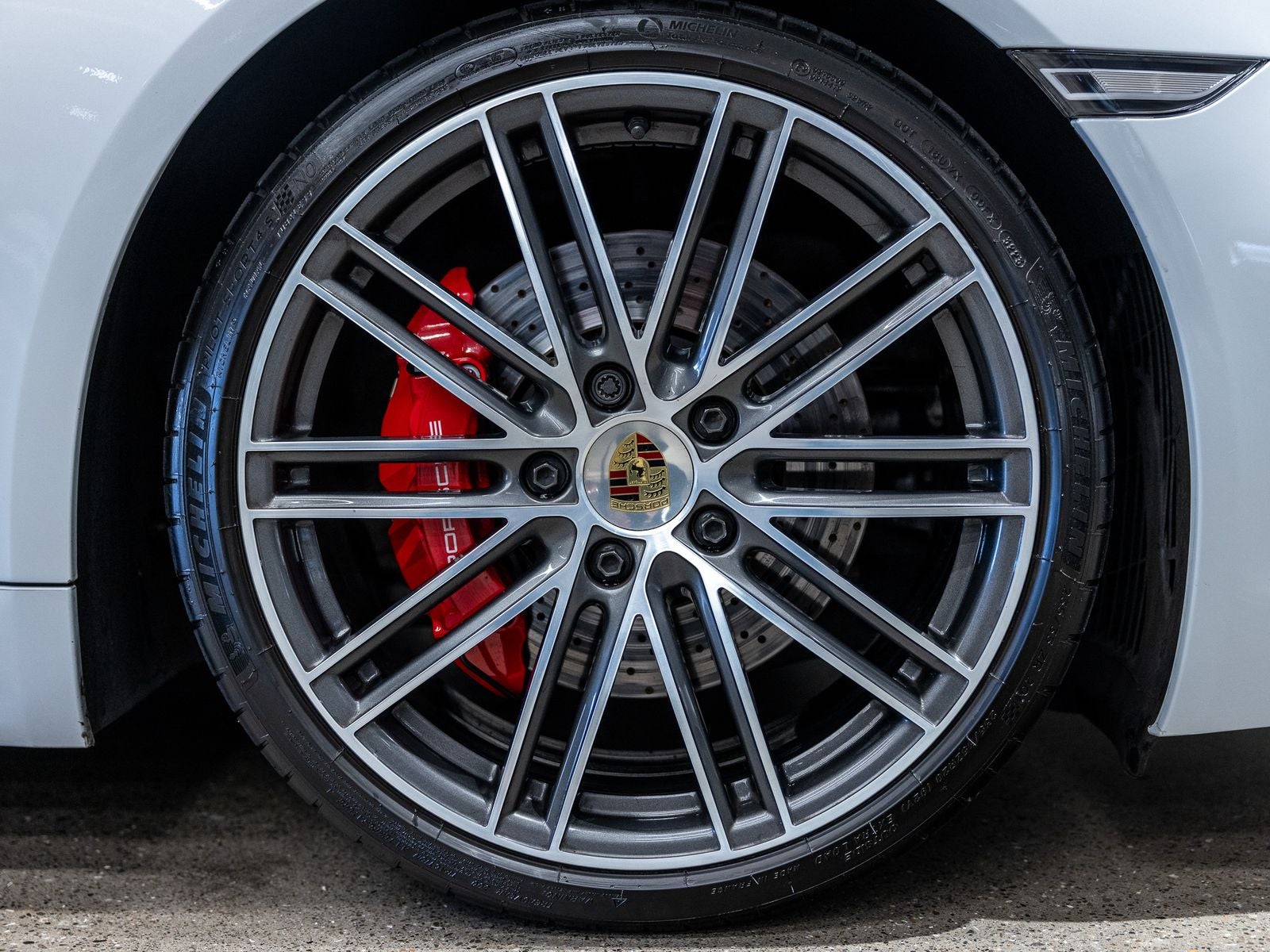 2023 Porsche 718 Cayman GTS