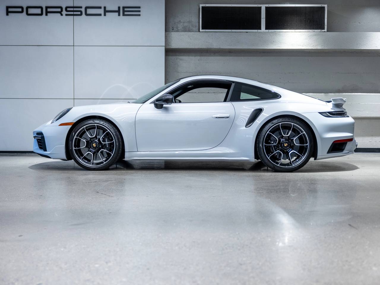 2025 Porsche 911 911 Turbo S