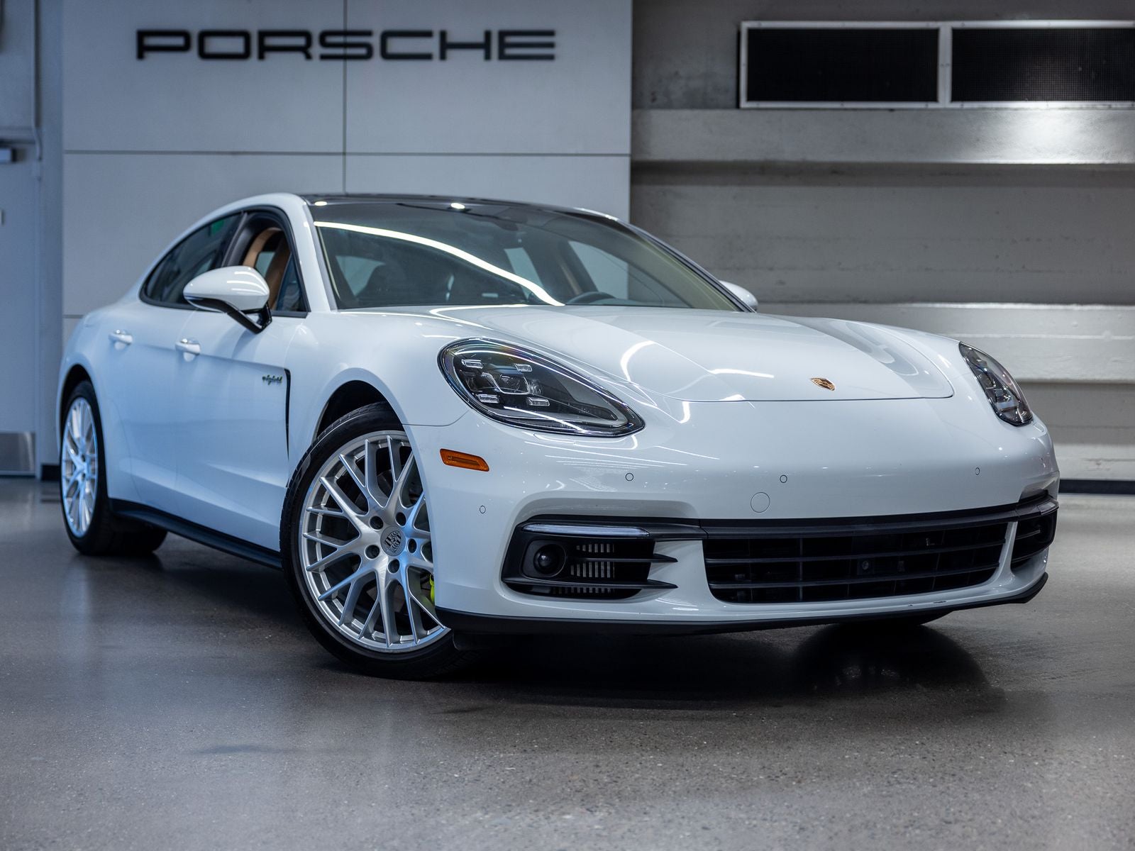 2020 Porsche Panamera Panamera 4 E-Hybrid